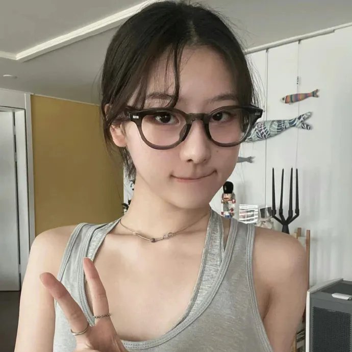 春曲丽影
